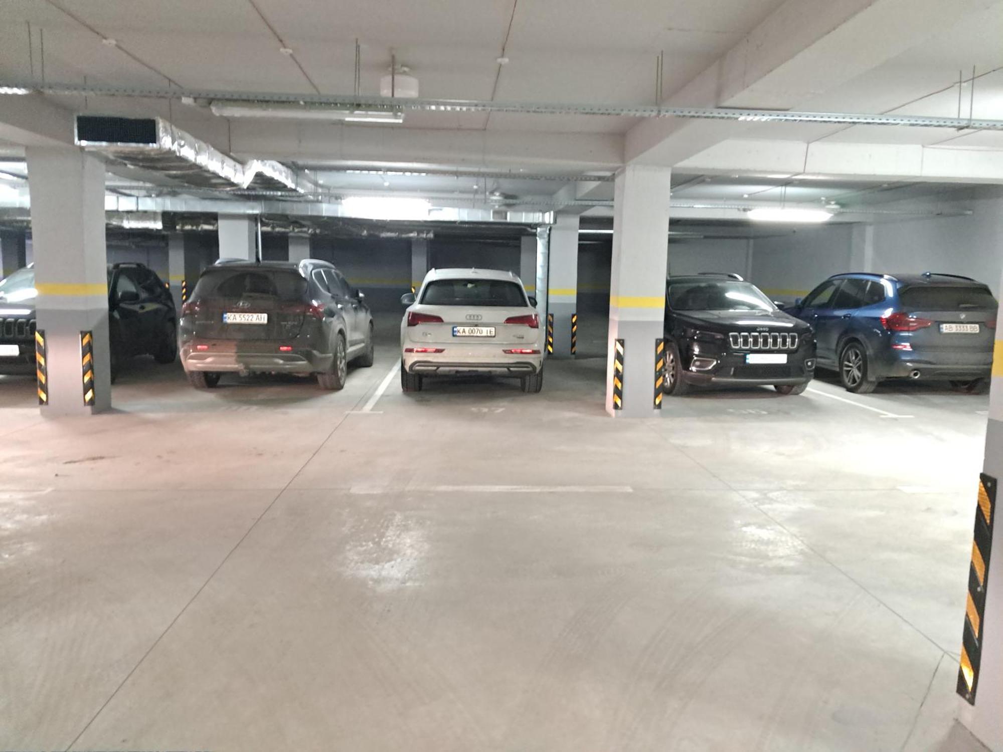 Airport 24&24 Car Parking Apartment Chisinau Exterior photo