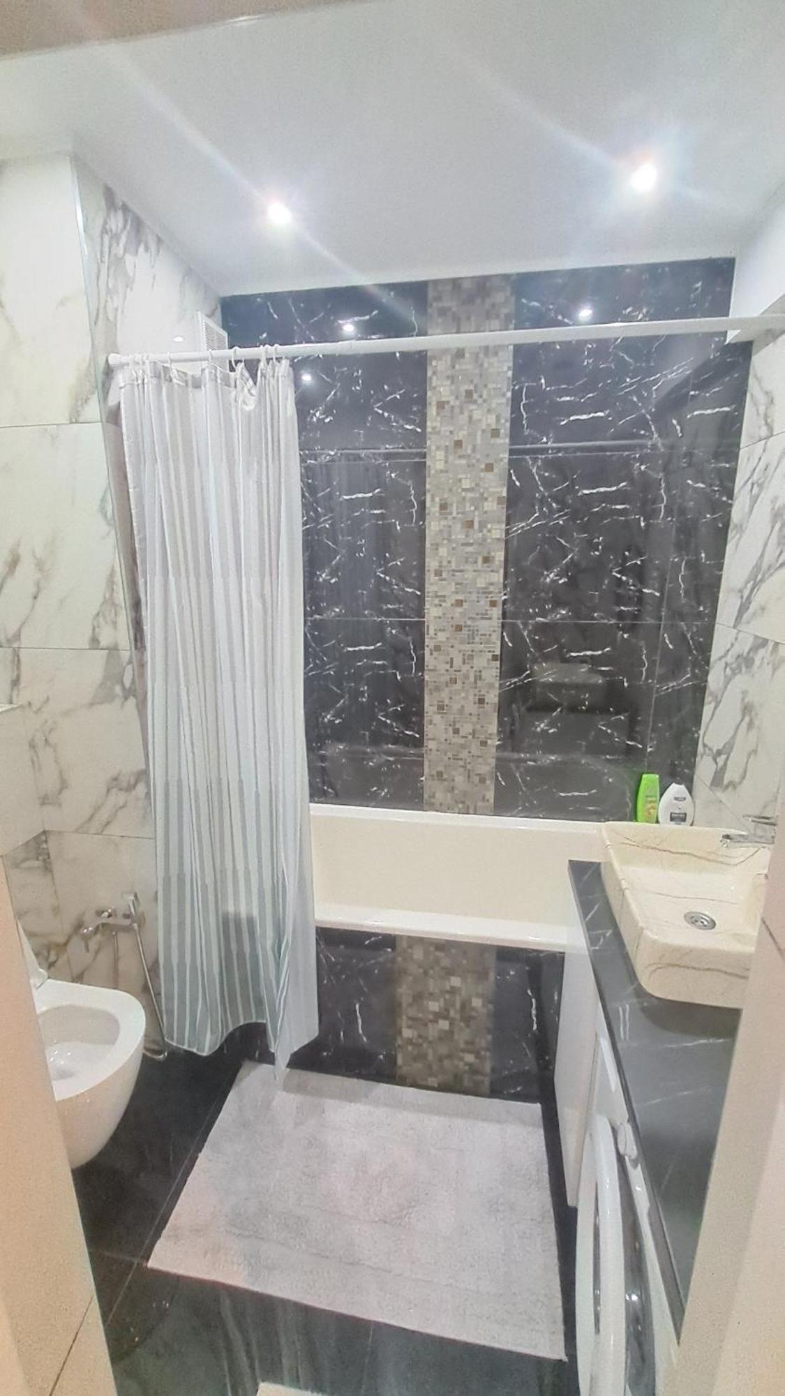 Airport 24&24 Car Parking Apartment Chisinau Room photo